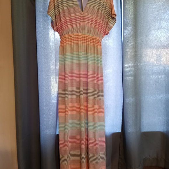 Mossimo Size Medium Soft White Melon Aqua Pink EUC Maxi-Dress-Item #160 - Picture 2 of 3